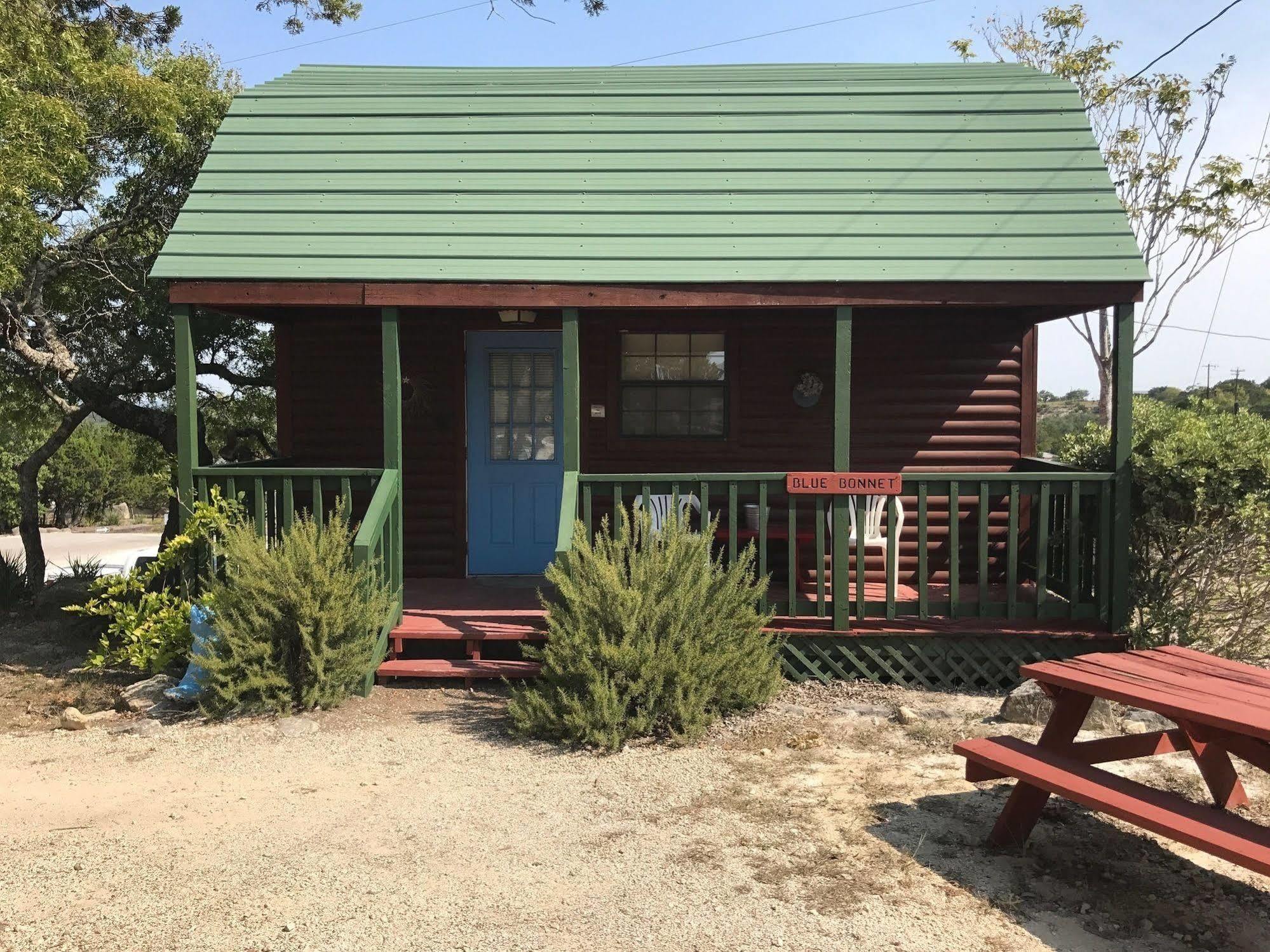 Top Of The Hill Rv Resort & Cabins Waring Exterior foto